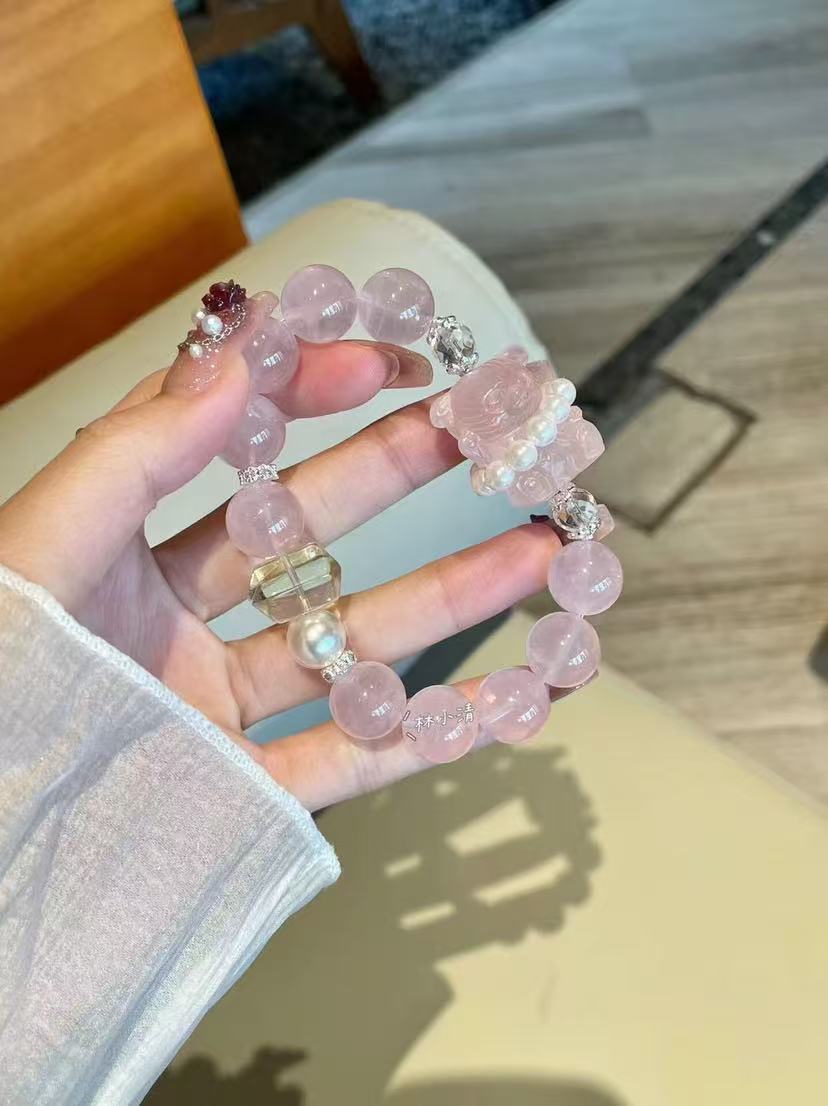 Natural Pink Crystal Mozambique Pink Bracelet Sweet Pink Crystal White Crystal Lion Awakening Yellow Crystal Bracelet for Women Niche High-end Light Luxury